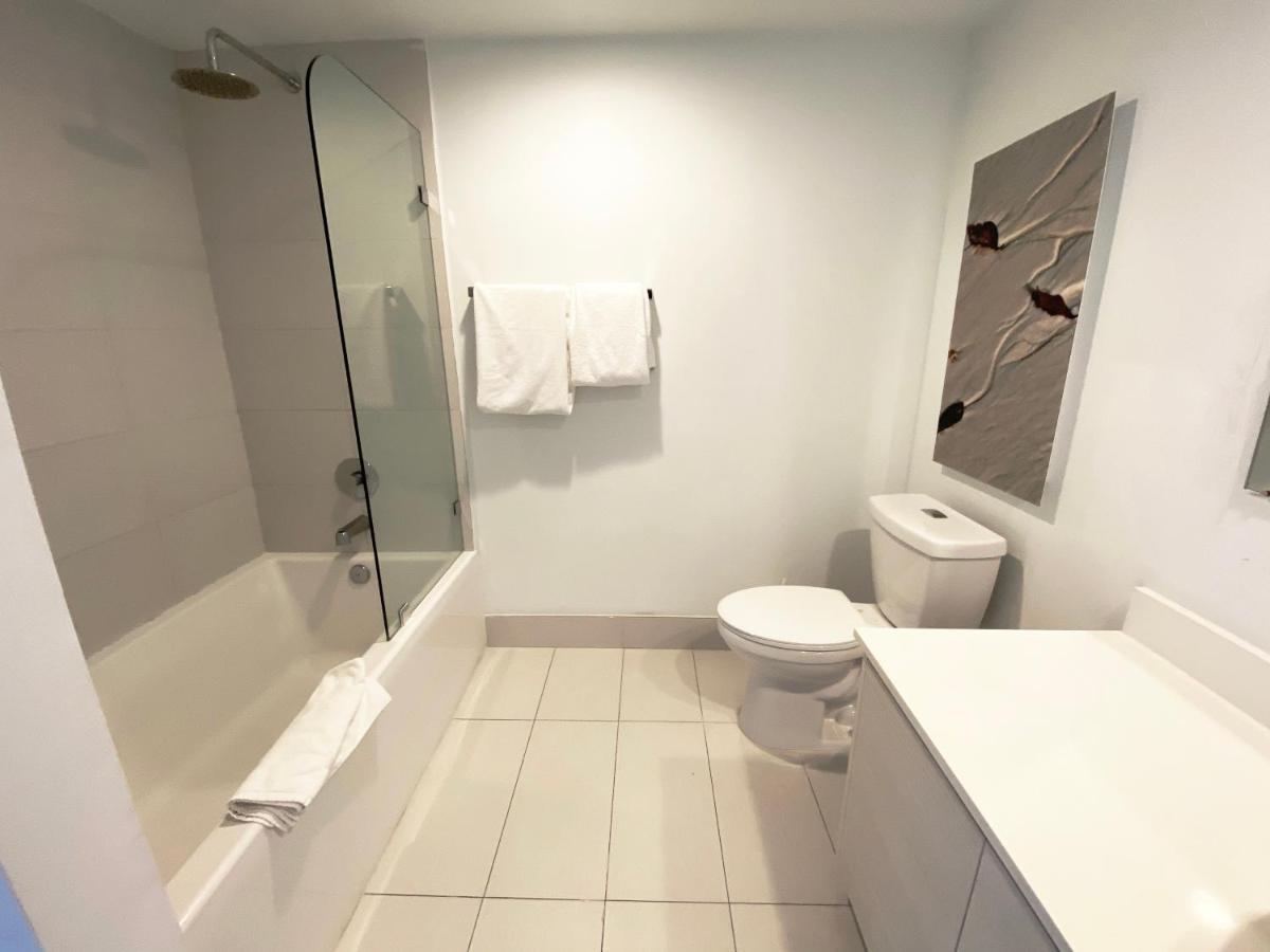 Amazing 1B-1B Apartment With Amazing View! 28A Hallandale Beach Exteriör bild